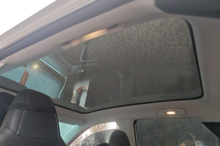 Used Venucia V 2023 260T Idol Edition Pro