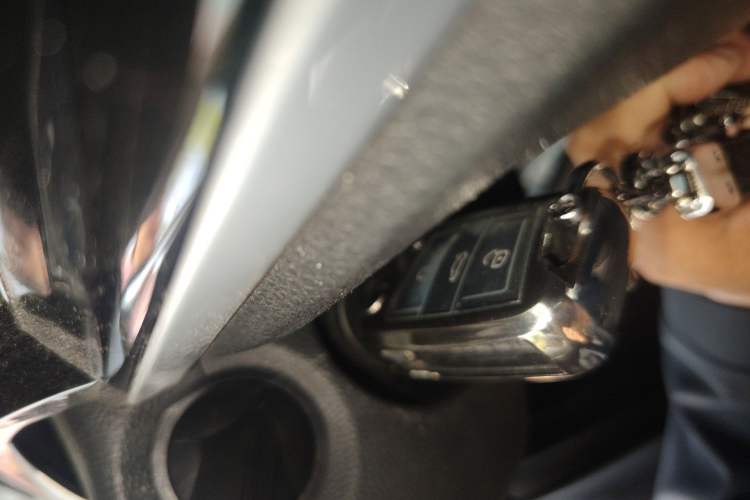 Used Volkswagen Polo 2019 Plus 1.5L Automatic Colorful Technology Edition Vehicle Key