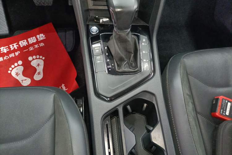 Used Volkswagen Tiguan L 2020 330TSI Automatic Two-Wheel Drive Panoramic Comfort Edition China VI Standard