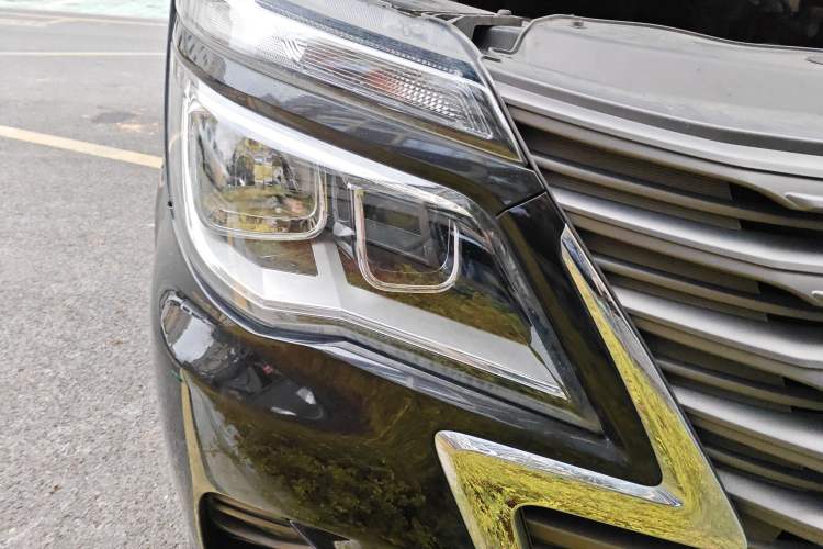 Used FORTHING Lingzhi 2019 M5L 1.6L 7-Seater Comfort Model China VI Standard