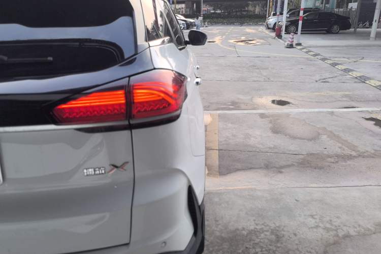 Used Geely Auto Emgrand X7 Sport 2022 Boyue X 1.8TD DCT Smart Model Exterior 3