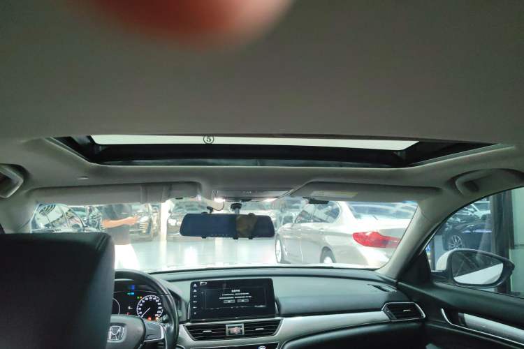 Used Honda Accord 2022 260TURBO Luxury Edition Headliner