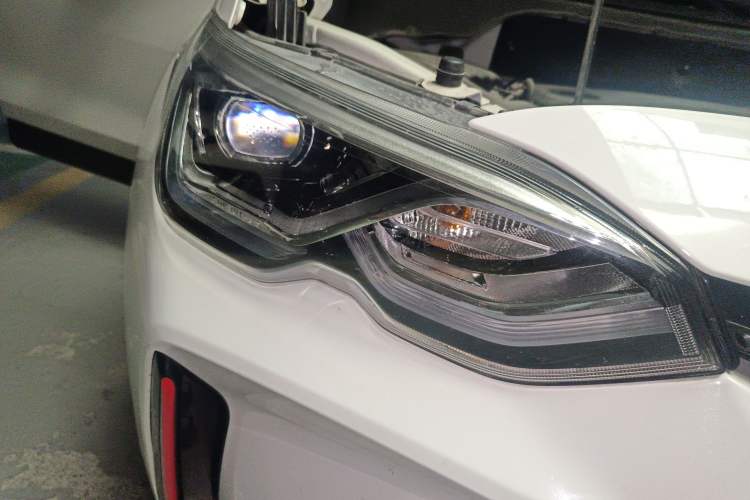 Used Chevrolet Orlando 2019 Redline 530T Automatic Enjoyment Version (5+2 Seating) China VI