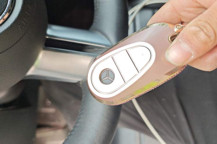 Used Mercedes-Benz C-Class 2022 C 260 L Obsidian Night Sport Edition Vehicle Key