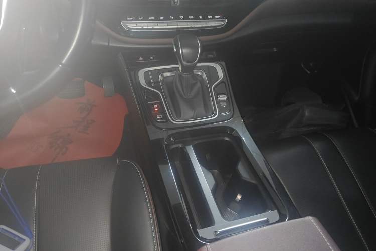 Used GAC Trumpchi M6 2023 PRO 270T DCT Luxury Edition
