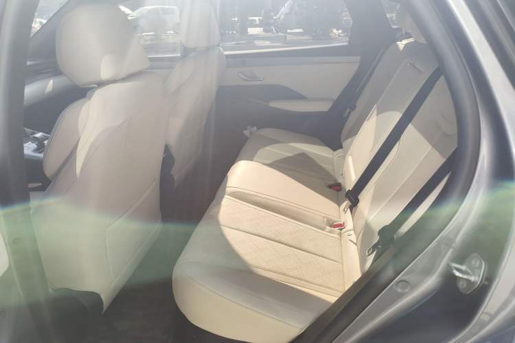 Used BYD Qin PLUS 2025 DM-i Smart Drive 120KM Superior Model
