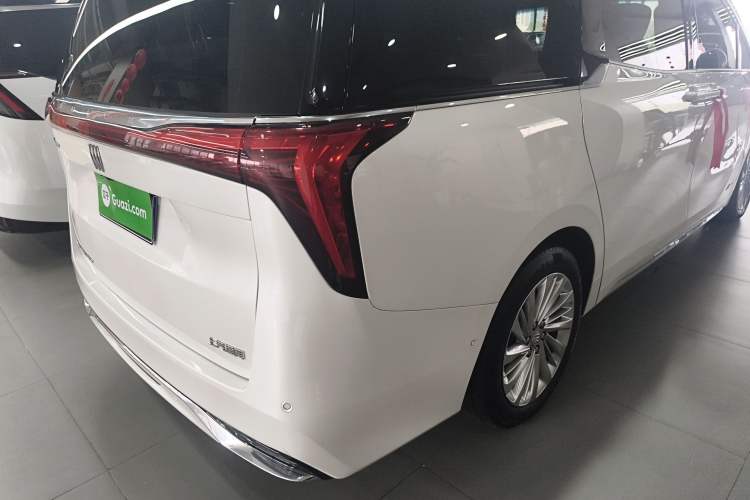 Used Buick Century 2023 2.0T Seven-Seater Yinshi Edition