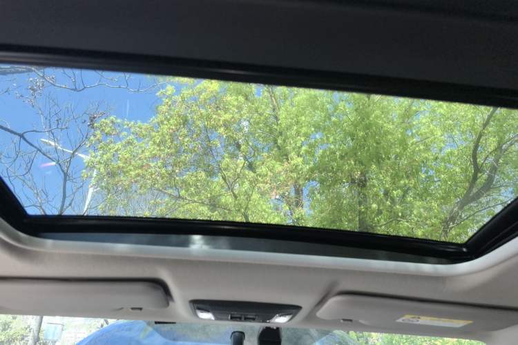 Used Honda Vezel 2022 1.5L CVT Phantom Night Pioneer Edition Headliner