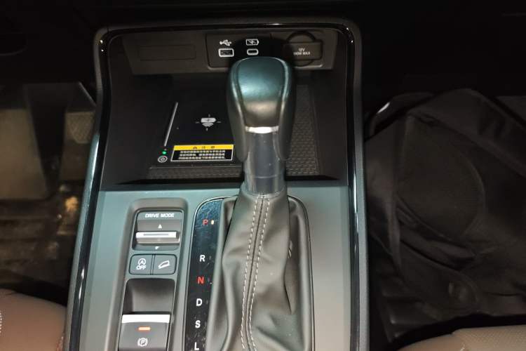 Used Honda CR-V 2023 240TURBO Two-Wheel Drive Smart Edition 5 Seats