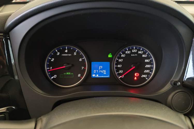 Used Mitsubishi Outlander 2018 2.0L Two-Wheel Drive Fashion Edition 5 Seats Instrument Cluster