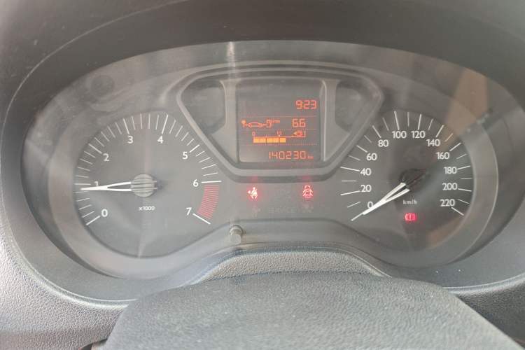 Used Citroen Elysee 2014 1.6L Manual Fashion Edition
