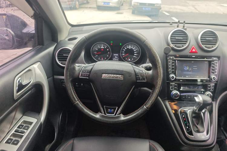 Used Haval H6 2016 Upgraded Model 1.5T Automatic Two-Wheel Drive Elite Version
