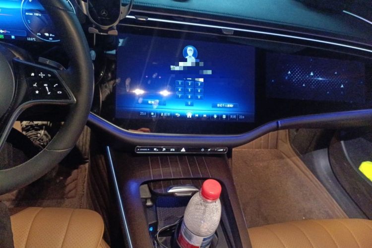 Used Mercedes-Benz E-Class New Energy 2024 E 350 e L Plug-in Hybrid Sedan Audio And AC Panel