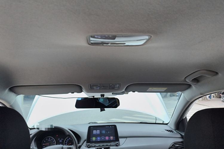 Used Hyundai Celesta 2018 1.6L Automatic GL Enjoyment Edition China VI compliant