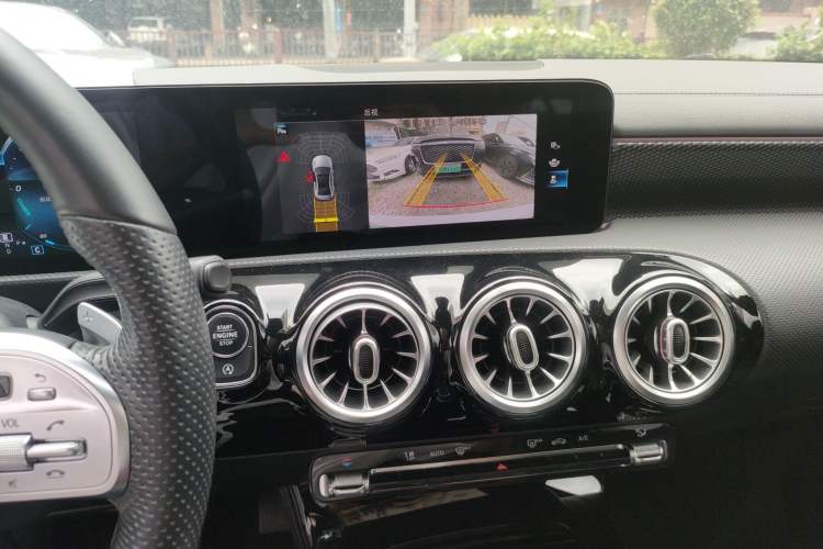 Used Mercedes-Benz A-Class 2020 Restyled A 200 L Sport Sedan Fashion Version Audio And AC Panel