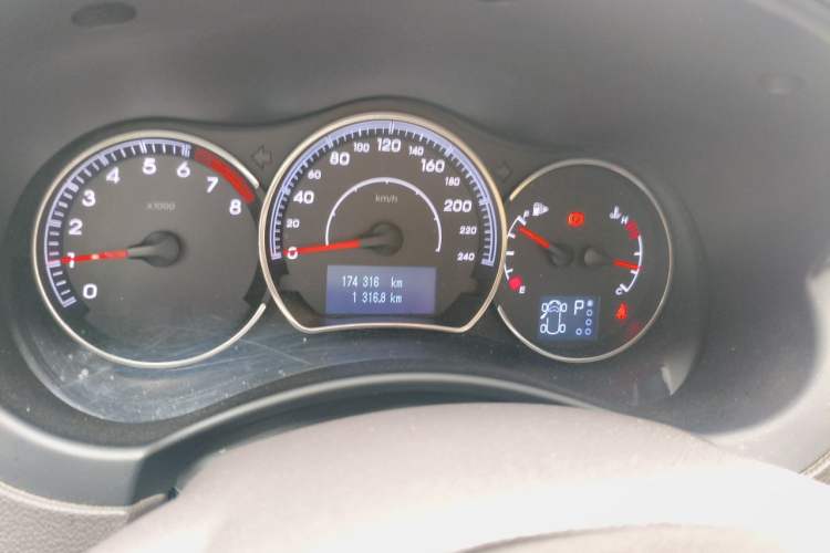 Used Renault Koleos 2013 2.5L 4x4 Comfort Edition
