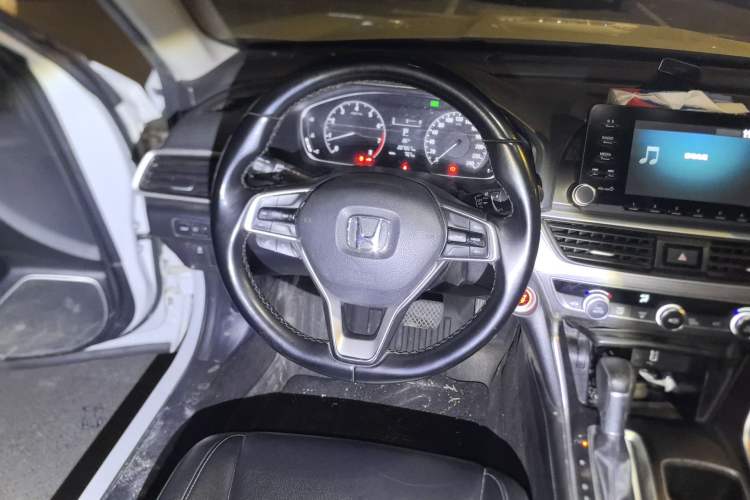 Used Honda Accord 2018 260TURBO Elite Edition China VI Steering Wheel