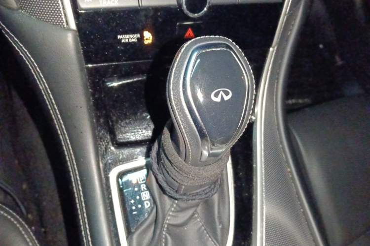 Used Infiniti Q50L 2018 2.0T Enjoyment Edition China V standard