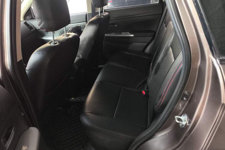 Used Mitsubishi ASX 2016 2.0L CVT Two-Wheel Drive Excellence Edition