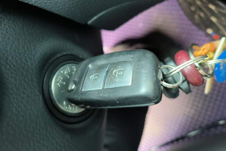 Used Nissan Tiida 2021 1.6L CVT Cool Edition Vehicle Key