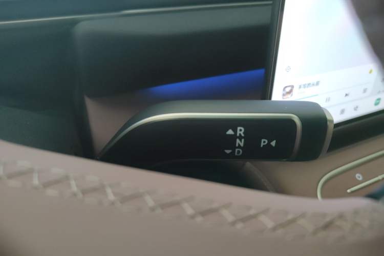 Used Nio EC6 2025 75 kWh