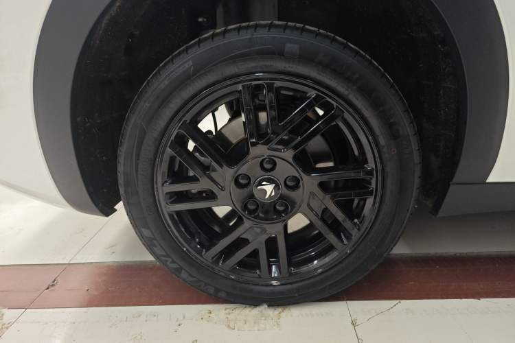 Used ARCFOX Kaola S 2024 PRO Right Rear Wheel Hub