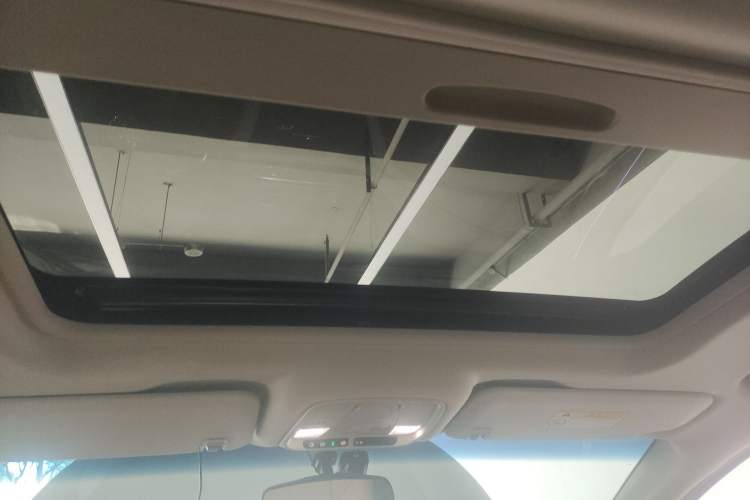 Used Buick GL8 2023 ES Lu Zun Comfort Model