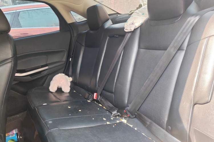 Used Ford Escort 2015 1.5L Automatic Fashion Model
