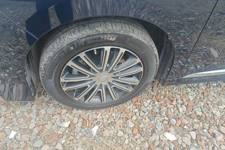 Used GAC Trumpchi M8 2021 Lingxiu Series 390T Ultimate Edition Left Front Wheel Hub