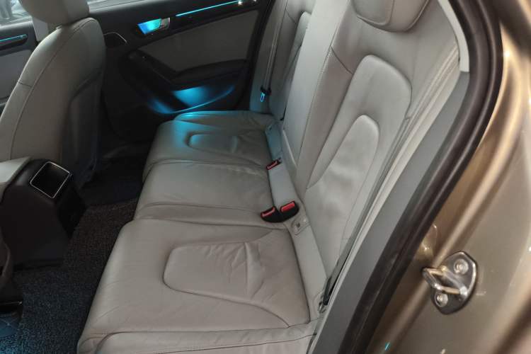 Used Audi A4L 2013 35 TFSI Automatic Comfort Model