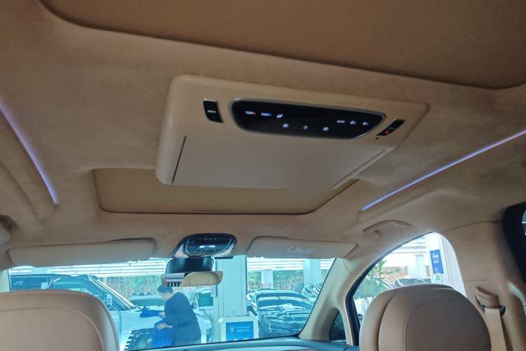 Used VOYAH Dream 2024 PHEV Ultra-Long Range Flagship Edition