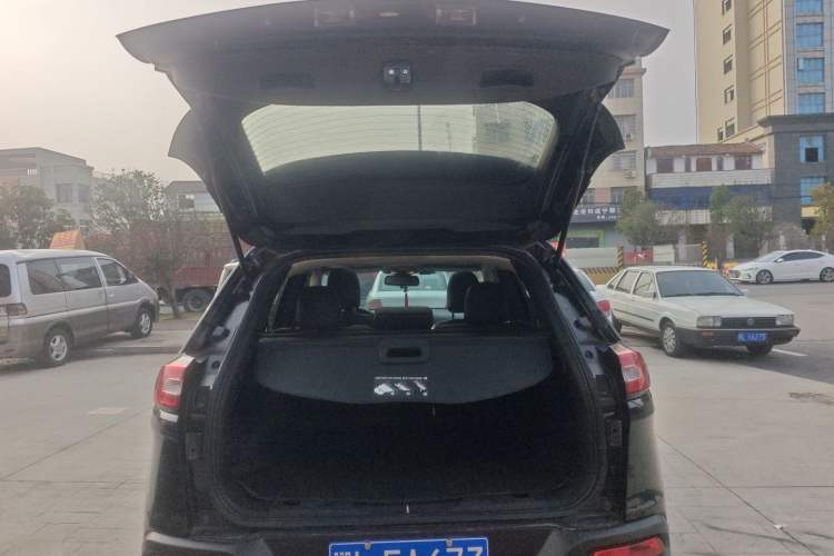 Used Jeep Cherokee 2017 2.0L Superior Edition