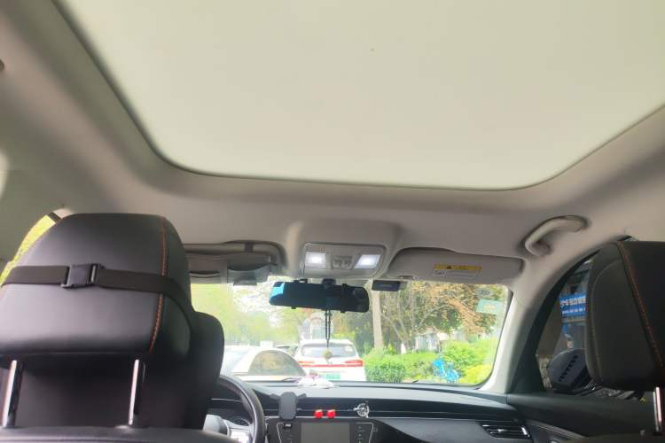 Used CHANGAN OSHAN X7 2020 1.5T Automatic Luxury Version Headliner