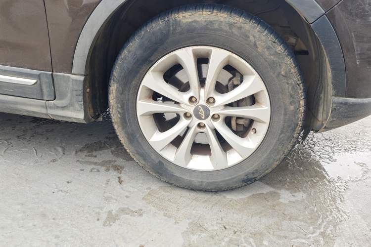 Used Chery Tiggo 5 2014 2.0L CVT Joyful Edition Right Front Wheel Hub