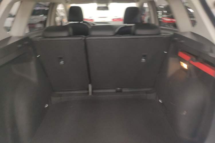 Used Volkswagen Tharu 2019 280TSI Two-Wheel-Drive Trend Edition China V Standard Trunk