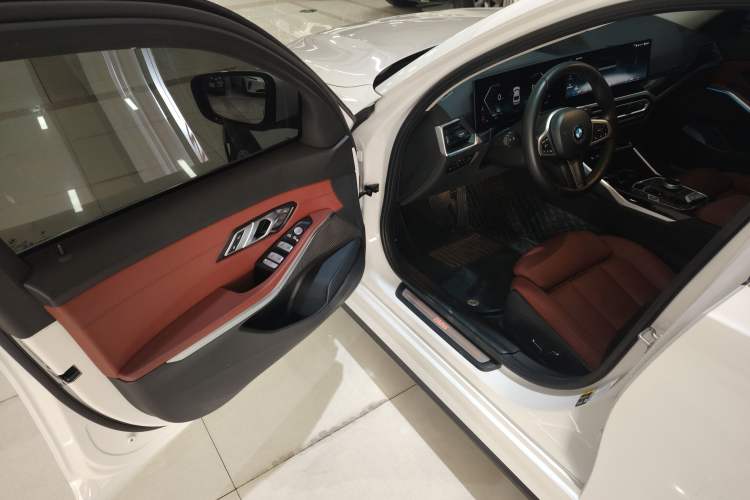 Used BMW i3 2024 eDrive 35 L