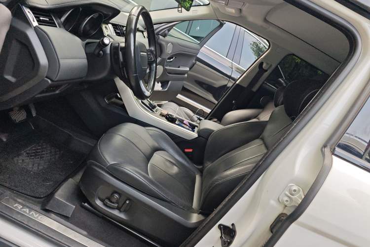 Used Land Rover Range Evoque 2018 240 PS SE Smart Brilliance Edition