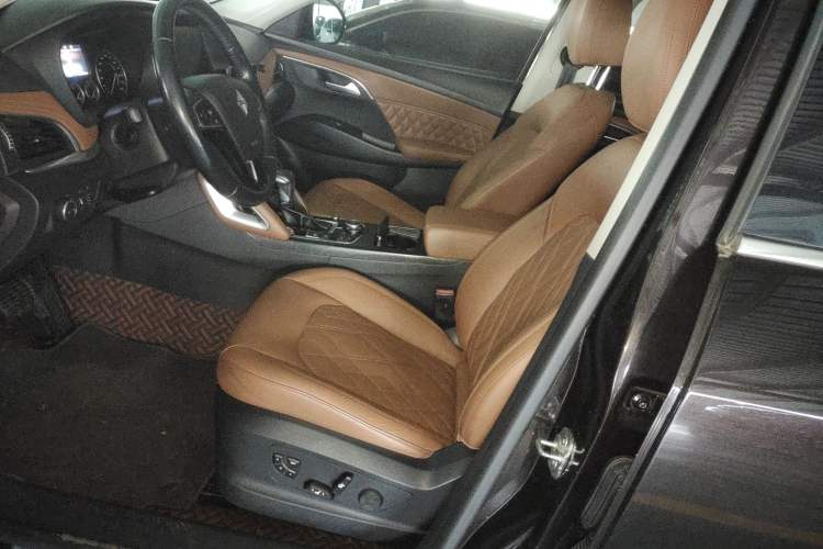 Used BORGWARD BX7 2016 28T Four-wheel Drive Flagship Version 7 Seats
