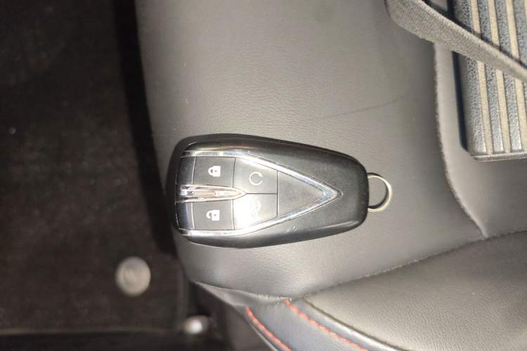 Used Oshan X5 PLUS 2023 Revised Version 1.5T DCT Navigation Edition