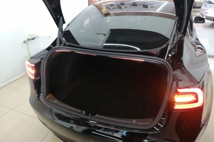 Used Tesla Model 3 2022 Rear-Wheel-Drive Version