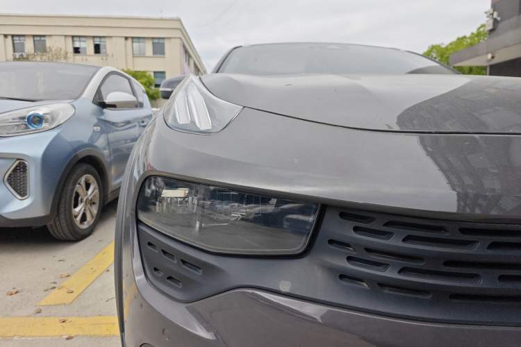 Used Lynk & Co 02 2022 2.0T DCT Shine Pro Right Front Headlight