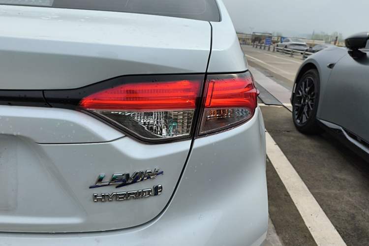 Used Toyota Levin 2021 Dual-Motor 1.8H E-CVT Sport Edition Right Rear Taillight