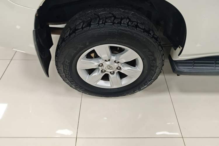 Used Toyota Prado 2015 2.7L Automatic Standard Edition
