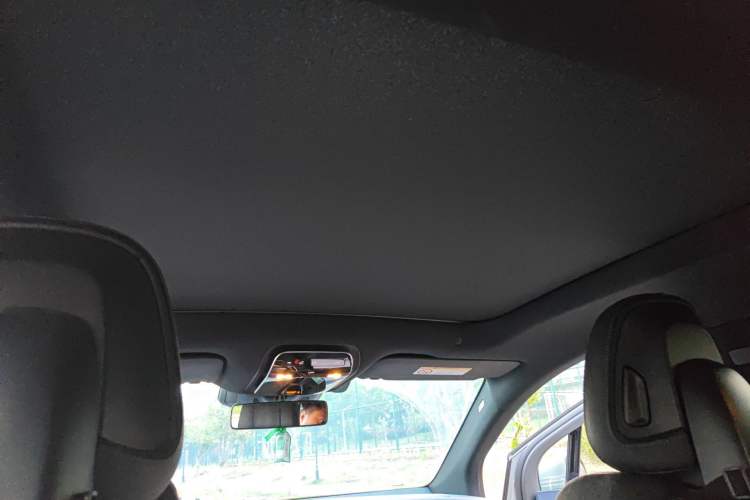 Used Mercedes-Benz EQE SUV 2023 350 4MATIC Luxury Edition Headliner