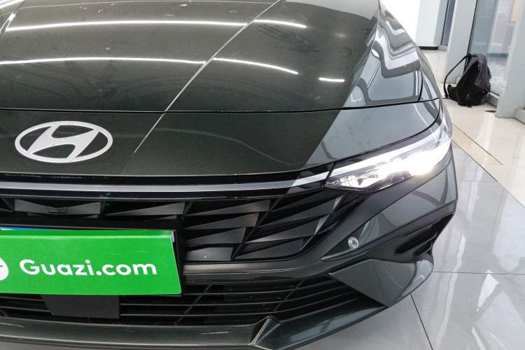 Used Hyundai Elantra 2023 1.5L CVT LUX Prestige Edition