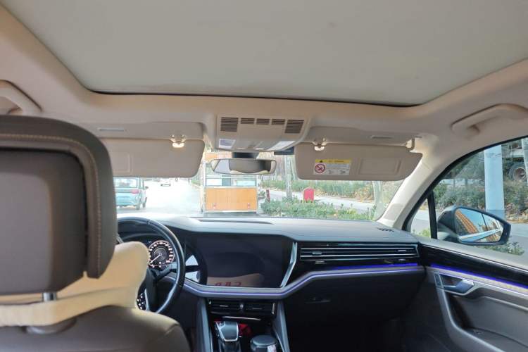 Used Volkswagen Touareg 2020 3.0 TSI Luxury Edition China VI