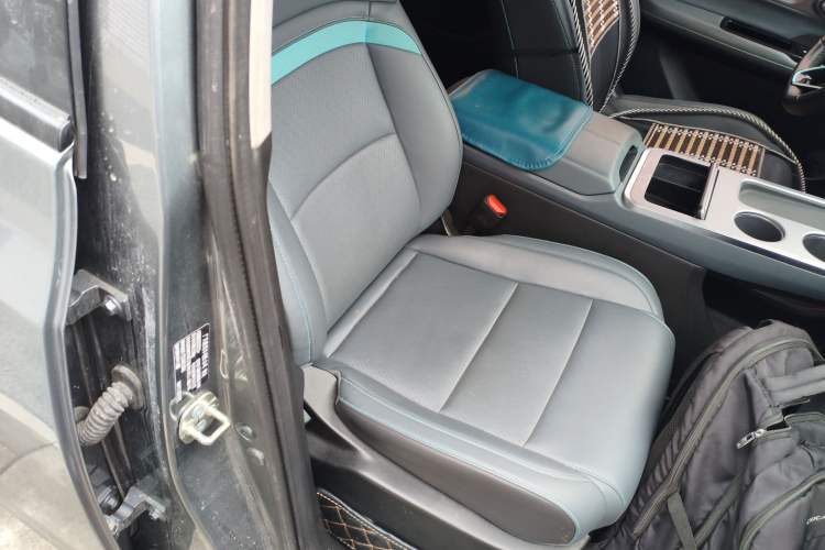 Used AION Y 2023 Plus 510 Smart Edition