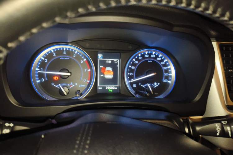 Used Toyota Highlander 2018 2.0T Four-Wheel Drive Luxury Version 7 Seats China VI Standard Instrument Cluster