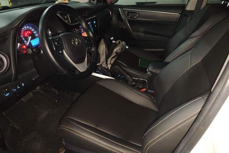 Used Toyota Levin 2018 185T CVT Luxury Edition Left Front Seat