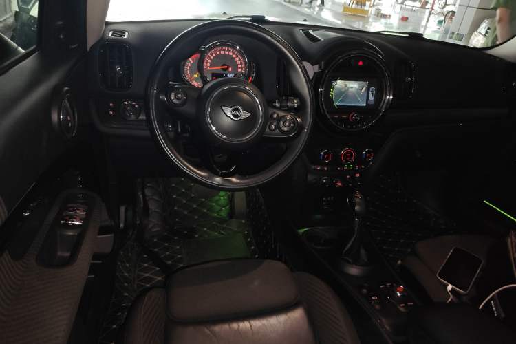 Used MINI Countryman 2017 1.5T COOPER ALL4 Traveler Steering Wheel